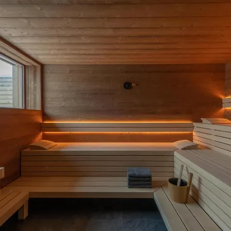 Aparthotel Královka 3*