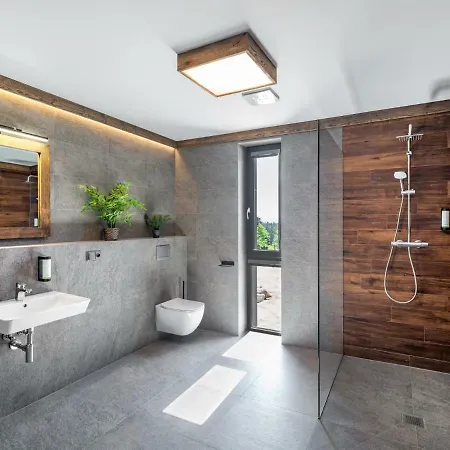 Kralovka Aparthotel 4*