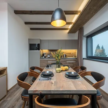Kralovka Aparthotel 3*