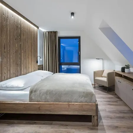 Kralovka Lägenhetshotell 4*