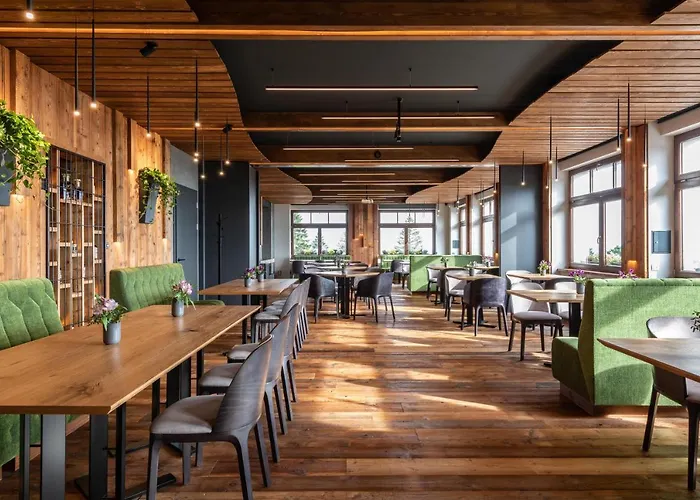 Královka Aparthotel 4*